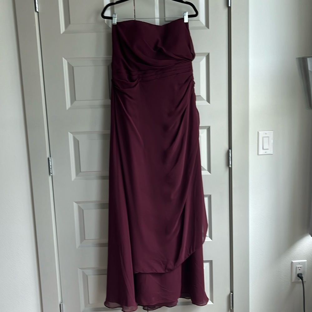 Mori Lee Madeline Gardner evening/bridesmaid dress in plum/burgundy